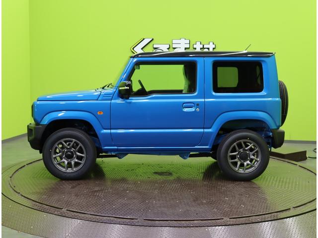 ジムニー ＸＣ／登録済未使用車／　デュアルセンサーブレーキサポート／アダプティブクルコン／シートヒーター／スマートキー／革巻ステア／ハイビームアシスト／ＬＥＤライト／背面タイヤ／Ｆ＆Ｒソナー／１６ＡＷ／５ＭＴ（9枚目）