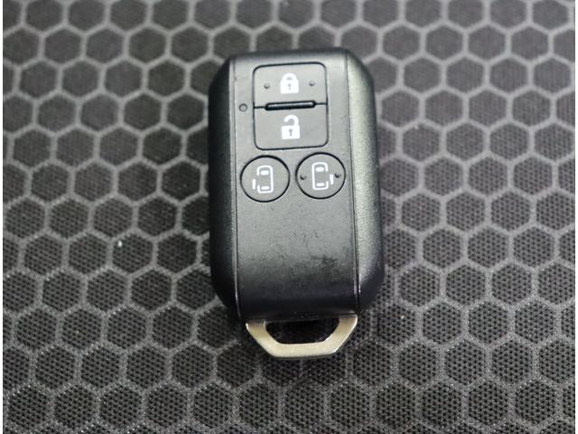 スペーシアギア ハイブリッドＸＺ／ワンオーナー／　９型フルセグナビ／全方位モニター／両側自動ドア／スマートキー／革巻ステア／デュアルカメラブレーキサポート／ＨＵＤ／ハイビームアシスト／ＬＥＤライト／１４ＡＷ／ＣＶＴ（10枚目）