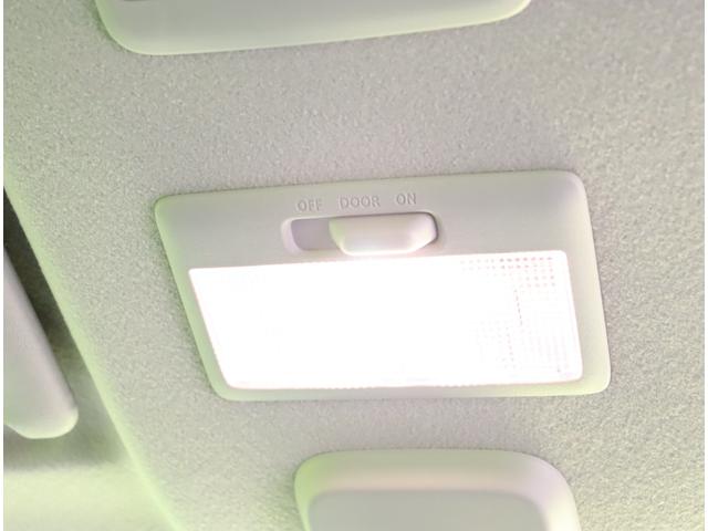 スペーシアギア ハイブリッドＸＺ／ワンオーナー／　９型フルセグナビ／全方位モニター／両側自動ドア／スマートキー／革巻ステア／デュアルカメラブレーキサポート／ＨＵＤ／ハイビームアシスト／ＬＥＤライト／１４ＡＷ／ＣＶＴ（17枚目）