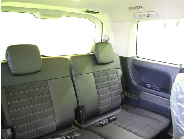 デリカD:5 シャモニー/登録済未使用車/OPカラー/7人乗り/ マルチアラウンドモニター/両側自動ドア/スマートキー/e-アシスト/ハーフレザー/パワーシート/革巻ステア/パドルシフト/アイドリングS/Pバックドア/オートLED/18AW/8AT/7人乗/(39枚目)