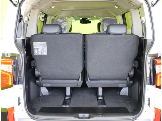 デリカD:5 シャモニー/登録済未使用車/OPカラー/7人乗り/ マルチアラウンドモニター/両側自動ドア/スマートキー/e-アシスト/ハーフレザー/パワーシート/革巻ステア/パドルシフト/アイドリングS/Pバックドア/オートLED/18AW/8AT/7人乗/(40枚目)