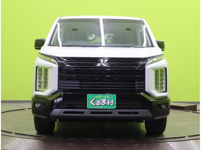 デリカD:5 シャモニー/登録済未使用車/OPカラー/7人乗り/ マルチアラウンドモニター/両側自動ドア/スマートキー/e-アシスト/ハーフレザー/パワーシート/革巻ステア/パドルシフト/アイドリングS/Pバックドア/オートLED/18AW/8AT/7人乗/(53枚目)