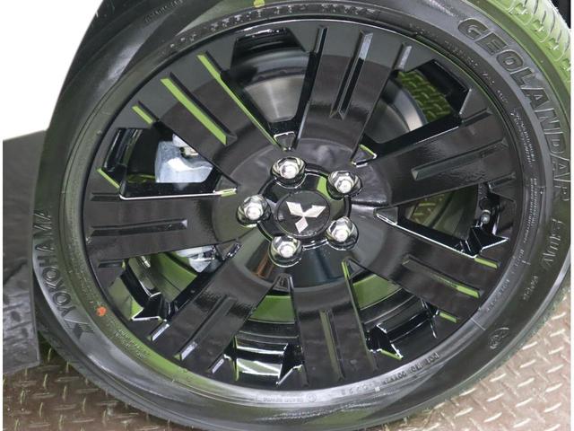 デリカD:5 シャモニー/登録済未使用車/OPカラー/7人乗り/ マルチアラウンドモニター/両側自動ドア/スマートキー/e-アシスト/ハーフレザー/パワーシート/革巻ステア/パドルシフト/アイドリングS/Pバックドア/オートLED/18AW/8AT/7人乗/(56枚目)