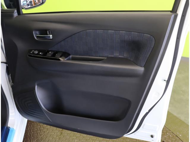 ���^�]�ȃh�A��