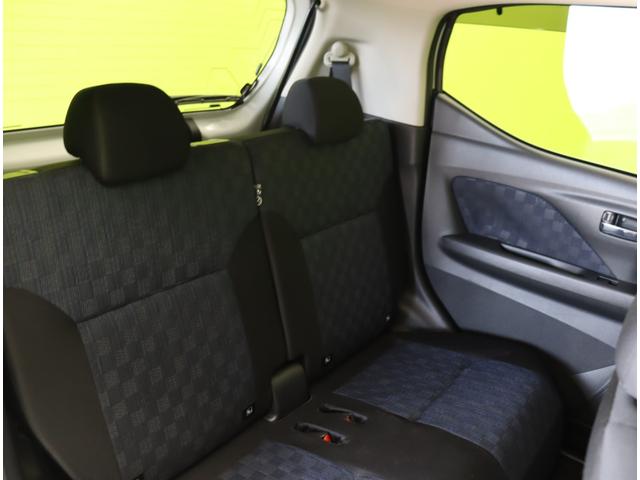 �������f�U�C����