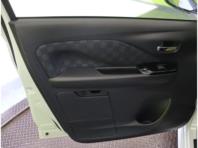 ������ȃh�A��