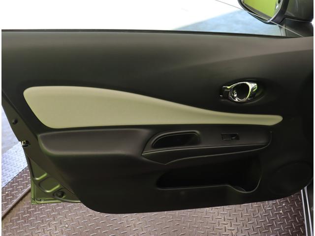 ������ȃh�A��