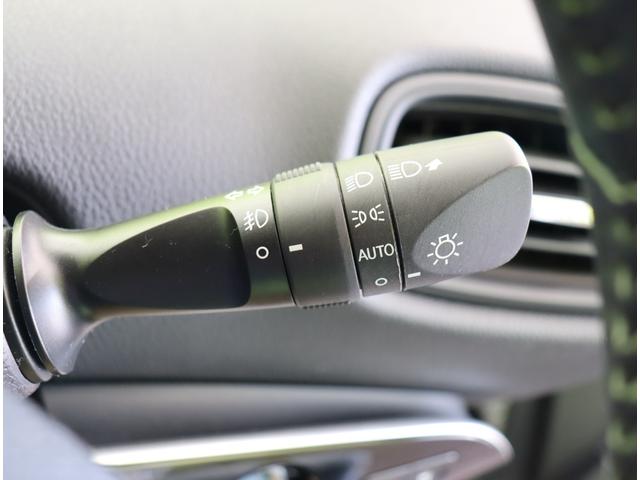 プリウス Ｓ／後期型／モデリスタエアロ／　フルセグナビ／Ｂカメラ／レーダークルーズ／プリクラッシュ／ＬＤＡ／ＡＨＢ／ＰＫＳＢ／スマートキー／革巻ステア／ＥＴＣ／ドラレコ／オートＬＥＤ／モデリスタエアロ／１５ＡＷ／ＣＶＴ（20枚目）