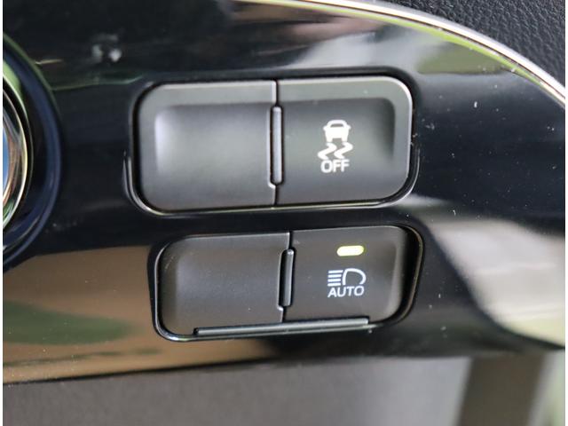 プリウス Ｓ／後期型／モデリスタエアロ／　フルセグナビ／Ｂカメラ／レーダークルーズ／プリクラッシュ／ＬＤＡ／ＡＨＢ／ＰＫＳＢ／スマートキー／革巻ステア／ＥＴＣ／ドラレコ／オートＬＥＤ／モデリスタエアロ／１５ＡＷ／ＣＶＴ（25枚目）