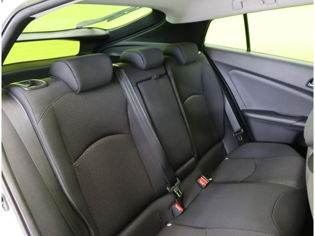 プリウス Ｓ／後期型／モデリスタエアロ／　フルセグナビ／Ｂカメラ／レーダークルーズ／プリクラッシュ／ＬＤＡ／ＡＨＢ／ＰＫＳＢ／スマートキー／革巻ステア／ＥＴＣ／ドラレコ／オートＬＥＤ／モデリスタエアロ／１５ＡＷ／ＣＶＴ（41枚目）