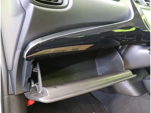 プリウス Ｓ／後期型／モデリスタエアロ／　フルセグナビ／Ｂカメラ／レーダークルーズ／プリクラッシュ／ＬＤＡ／ＡＨＢ／ＰＫＳＢ／スマートキー／革巻ステア／ＥＴＣ／ドラレコ／オートＬＥＤ／モデリスタエアロ／１５ＡＷ／ＣＶＴ（51枚目）