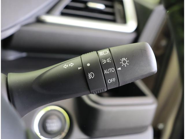 ���I�[�g���C�g��