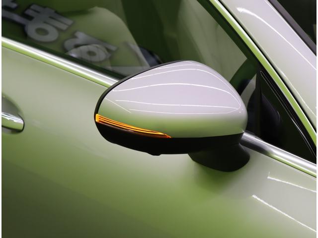 ���~���[�E�C���J�[��