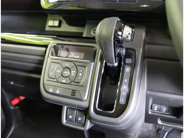 スペーシアカスタム ハイブリッドＸＳ／走行４８００ｋｍ／自社リースＵＰ車両／　９型フルセグナビ／全方位モニター／両側自動ドアデュアルセンサーブレーキ／車線逸脱警報／ハーフレザー／シートヒーター／スマートキー／ＬＥＤ／ミラーウインカー／ソナー／１５ＡＷ／ＣＶＴ／２トーンカラー（17枚目）