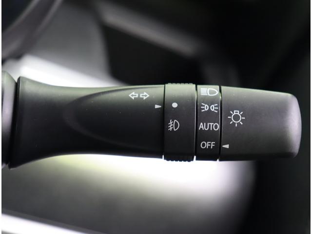 ���I�[�g���C�g��