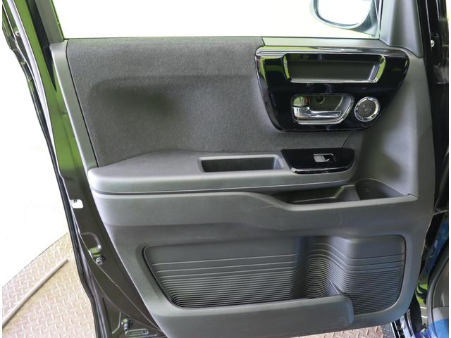 ������ȃh�A��