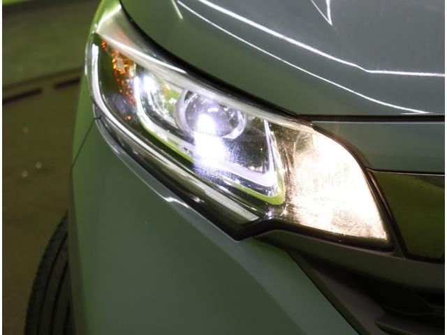 フリードハイブリッド ハイブリッド・クロスター　ブラックスタイル／６人乗／　９型フルセグナビ／Ｂカメラ／両側自動ドア／ハーフレザー／アダプティブクルコン／ＣＭＢＳ／スマートキー／ＥＴＣ／ドラレコ／ルーフレール／オートＬＥＤ／ミラーウインカー／１５ＡＷ／７ＡＴ（55枚目）