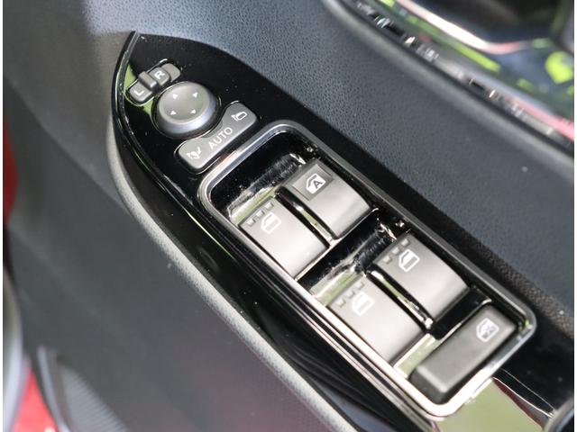 タント カスタムＲＳスタイルセレクション／　フルセグＳＤナビ／両側自動ドア／ハーフレザー／シートヒーター／スマアシ／アダプティブクルコン／アイドリングＳ／スマートキー／ＥＴＣ／革巻ステア／ミラーウインカー／ソナー／オートＬＥＤ／１５ＡＷ／ＣＶＴ（36枚目）