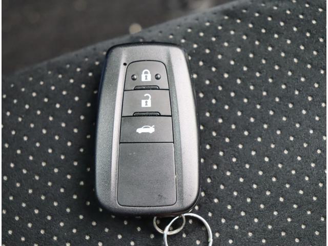 ８６ ＧＴリミテッド／走行１３５００ｋｍ／６速ＭＴ／　フルセグナビ／Ｂカメラ／クルコン／ハーフレザー／シートヒーター／スマートキー／革巻ステア／ＥＴＣ／電格ミラー／ＬＥＤライト＆フォグ／ＧＴウイング／１７ＡＷ／６速ＭＴ（21枚目）