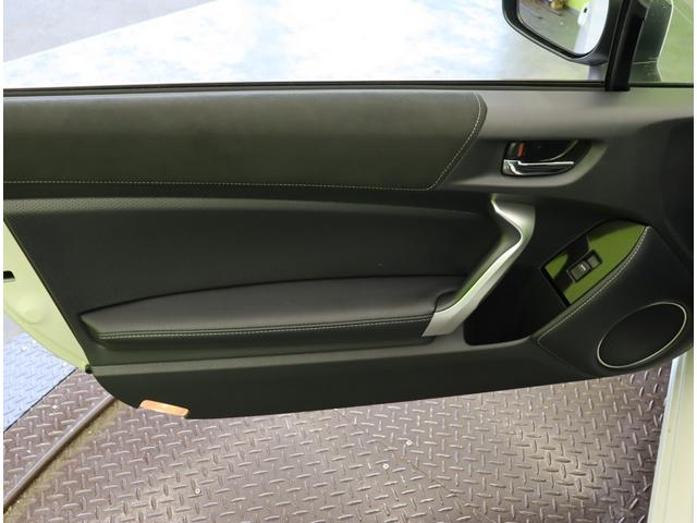 ８６ ＧＴリミテッド／走行１３５００ｋｍ／６速ＭＴ／　フルセグナビ／Ｂカメラ／クルコン／ハーフレザー／シートヒーター／スマートキー／革巻ステア／ＥＴＣ／電格ミラー／ＬＥＤライト＆フォグ／ＧＴウイング／１７ＡＷ／６速ＭＴ（48枚目）