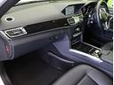 Ｅ２５０　ステーションワゴン　アバンギャルド／黒革／　フルセグナビ／全方位モニター／黒革Ｐシートヒーター／アダプティブクルコン／プレセーフブレーキ／ＢＳＭ／パドルシフト／ＥＴＣ／キーレスゴー／オートＬＥＤ／ルーフレール／１８ＡＷ／７ＡＴ（51枚目）