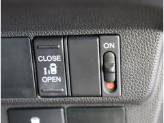 ����¦�ѥ���饤�ɥɥ��� 4