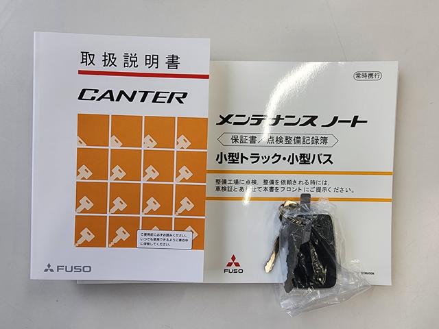 キャンター ２ｔ　全低床　標準ロングボデー　ハイルーフ　坂道発進補助装置ＥＺＧＯ付　衝突被害軽減ブレーキ　　助手席電格ミラー　ＬＥＤヘッドライト・フォグ　ドラレコ付（30枚目）