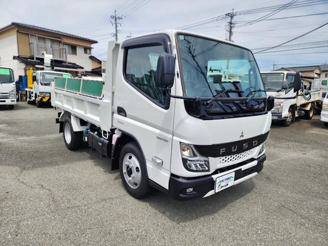 キャンター ３ｔ全低床強化ダンプ　コボレーン　中間ピン　バックカメラ　３ｔ　全低床　新明和製強化ダンプ　コボレーン　中間ピン　バックカメラ　１０インチ液晶メーター　ＬＥＤヘッドランプ・フォグ　ドライブレコーダー　助手席電動格納ミラー（3枚目）