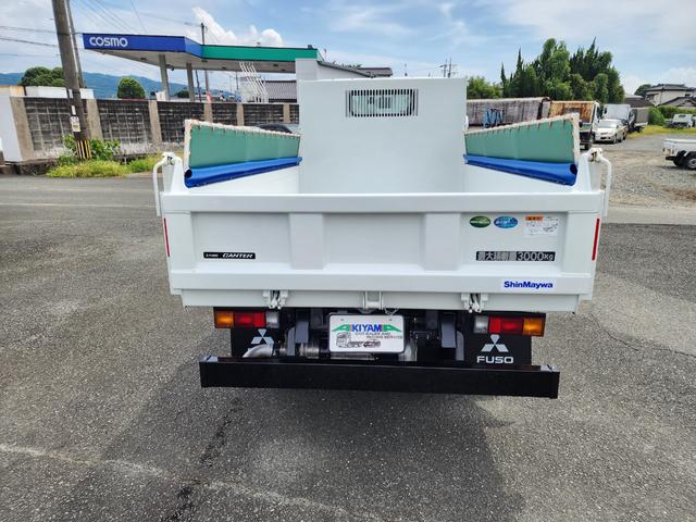 キャンター ３ｔ全低床強化ダンプ　コボレーン　中間ピン　バックカメラ　３ｔ　全低床　新明和製強化ダンプ　コボレーン　中間ピン　バックカメラ　１０インチ液晶メーター　ＬＥＤヘッドランプ・フォグ　ドライブレコーダー　助手席電動格納ミラー（6枚目）