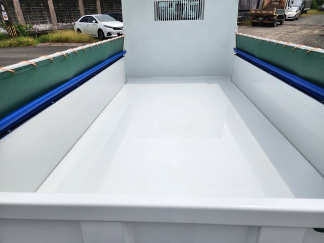 キャンター ３ｔ全低床強化ダンプ　コボレーン　中間ピン　バックカメラ　３ｔ　全低床　新明和製強化ダンプ　コボレーン　中間ピン　バックカメラ　１０インチ液晶メーター　ＬＥＤヘッドランプ・フォグ　ドライブレコーダー　助手席電動格納ミラー（8枚目）