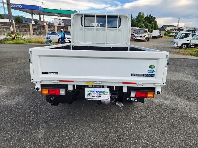キャンター ２ｔＷキャブ　デュアルエアコン　センターディスプレイ付　６人乗りＷキャブ　デュアルエアコン（リアエアコン付）センターディスプレイ（ナビ付）　バックカメラ　フル液晶メーター　ＬＥＤヘッドランプ・フォグ　助手席電格ミラー　ドライブレコーダー付（6枚目）