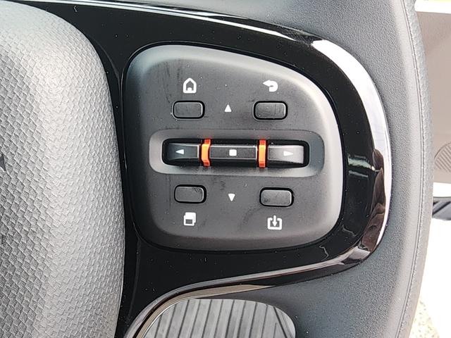 キャンター ２ｔＷキャブ　デュアルエアコン　センターディスプレイ付　６人乗りＷキャブ　デュアルエアコン（リアエアコン付）センターディスプレイ（ナビ付）　バックカメラ　フル液晶メーター　ＬＥＤヘッドランプ・フォグ　助手席電格ミラー　ドライブレコーダー付（28枚目）