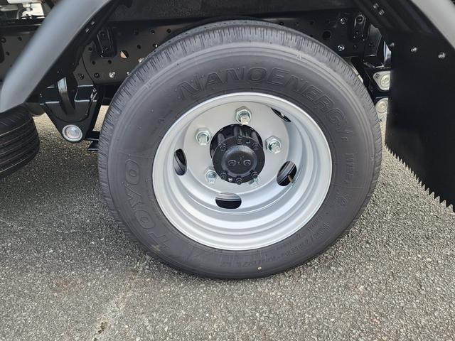 キャンター ２ｔＷキャブ　デュアルエアコン　センターディスプレイ付　６人乗りＷキャブ　デュアルエアコン（リアエアコン付）センターディスプレイ（ナビ付）　バックカメラ　フル液晶メーター　ＬＥＤヘッドランプ・フォグ　助手席電格ミラー　ドライブレコーダー付（35枚目）