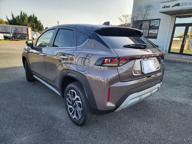 フロンクス 全方位カメラ　純正９インチナビ　登録済未使用車　２トンカラー　全方位カメラ　純正９インチナビ　フルセグＴＶ　スズキコネクト対応通信機装着車　オートクルーズ　ＬＥＤヘッドランプ　オートライト　シートヒーター　１６インチアルミホイール　ブラインドスポットモニター（6枚目）