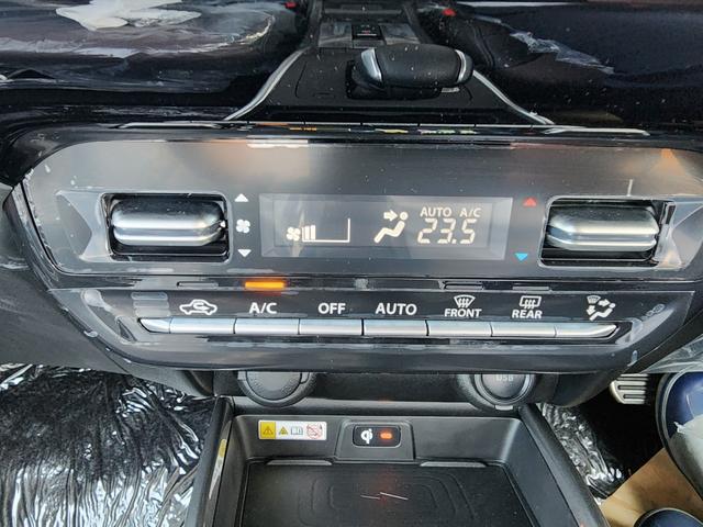 フロンクス 全方位カメラ　純正９インチナビ　登録済未使用車　２トンカラー　全方位カメラ　純正９インチナビ　フルセグＴＶ　スズキコネクト対応通信機装着車　オートクルーズ　ＬＥＤヘッドランプ　オートライト　シートヒーター　１６インチアルミホイール　ブラインドスポットモニター（14枚目）