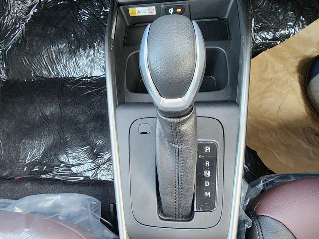 フロンクス 全方位カメラ　純正９インチナビ　登録済未使用車　２トンカラー　全方位カメラ　純正９インチナビ　フルセグＴＶ　スズキコネクト対応通信機装着車　オートクルーズ　ＬＥＤヘッドランプ　オートライト　シートヒーター　１６インチアルミホイール　ブラインドスポットモニター（15枚目）