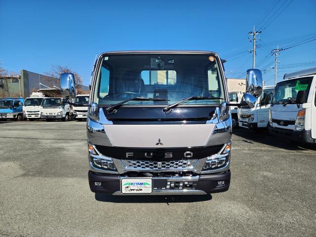 キャンター 2t 全低床 カスタム ウォームシルバー 5MT フルオートエアコン 坂道発進補助装置(EZGO) 助手席電格ミラー 運転席ランバーサポートシート LEDルームランプ バックカメラ ドライブレコーダー メッキミラーカバー メッキグリル メッキグリル(2枚目)