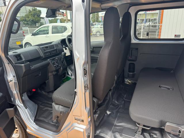 ハイゼットカーゴ ＤＸ　令和５年式　衝突低減ブレーキ　新車保証継承付（12枚目）