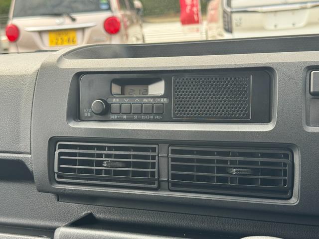 ハイゼットカーゴ ＤＸ　令和５年式　衝突低減ブレーキ　新車保証継承付（19枚目）