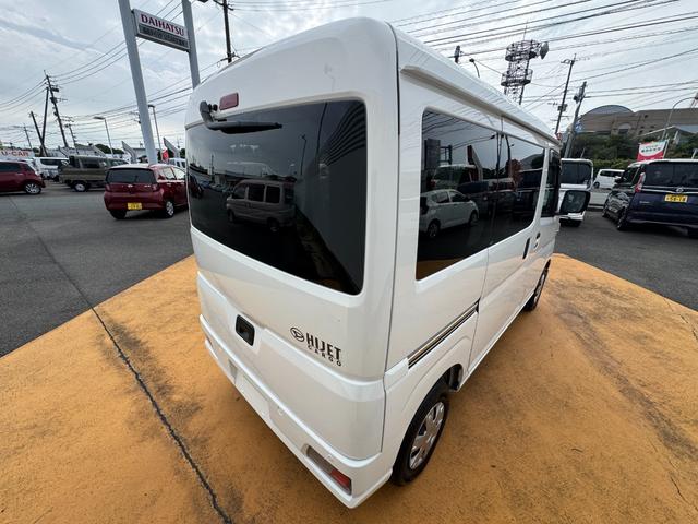 ハイゼットカーゴ クルーズ　令和５年式　衝突低減ブレーキ　新車保証継承付（7枚目）