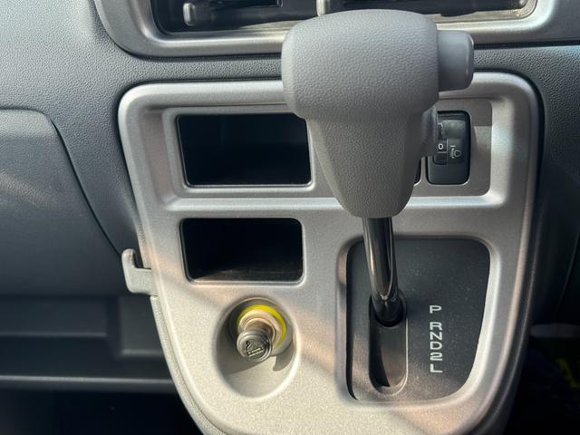 ハイゼットカーゴ クルーズリミテッド 平成27年式(21枚目)