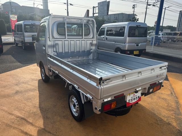 ハイゼットトラック スタンダード　農用スペシャル　新車保証継承付　弊社デモカーＵＰ車　５ＭＴ　４ＷＤ　衝突低減ブレーキ　１ｄｉｎラジオ（5枚目）