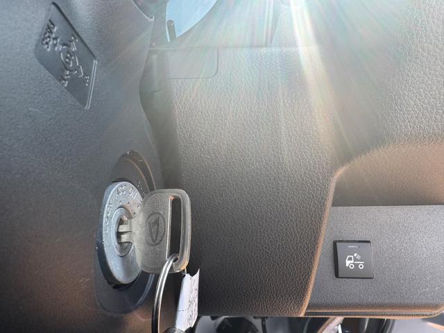 ハイゼットトラック スタンダード　農用スペシャル　新車保証継承付　弊社デモカーＵＰ車　５ＭＴ　４ＷＤ　衝突低減ブレーキ　１ｄｉｎラジオ（21枚目）