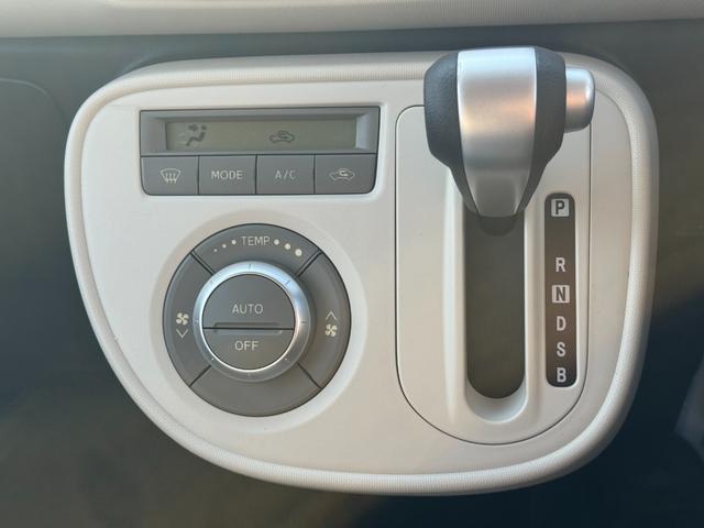 ミラココア ココアＸ　平成２４年式　純正ＣＤチューナー（18枚目）