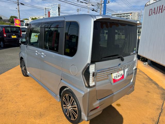 タント カスタムＲＳ　トップエディションリミテッドＳＡＩＩＩ　純正フルセグナビ　ドラレコ　パノラマモニター　衝突低減ブレーキ（5枚目）