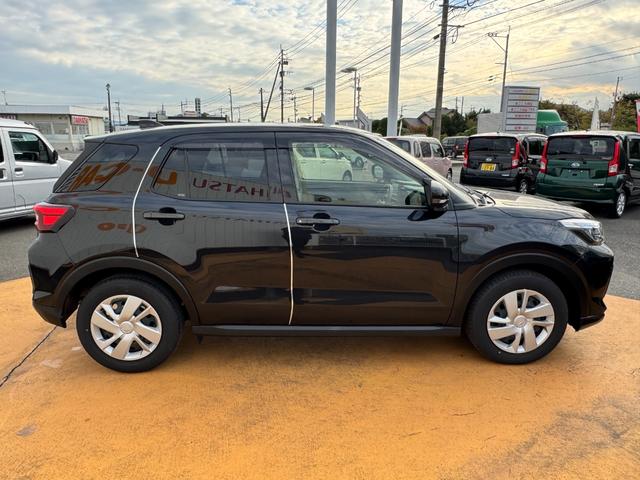 ロッキー Ｌ　令和５年式　純正フルセグナビ　Ｂカメラ　Ｂｌｕｅｔｏｏｔｈ　マニュアルエアコン　前後ドラレコ　ＥＴＣ（8枚目）