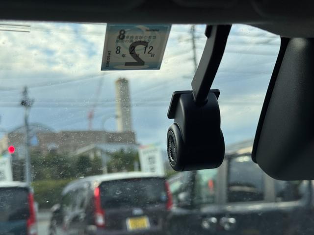 ロッキー Ｌ　令和５年式　純正フルセグナビ　Ｂカメラ　Ｂｌｕｅｔｏｏｔｈ　マニュアルエアコン　前後ドラレコ　ＥＴＣ（18枚目）