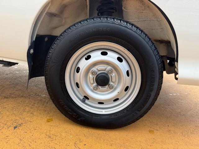 ハイゼットトラック エアコン・パワステ スペシャル 平成25年式(31枚目)