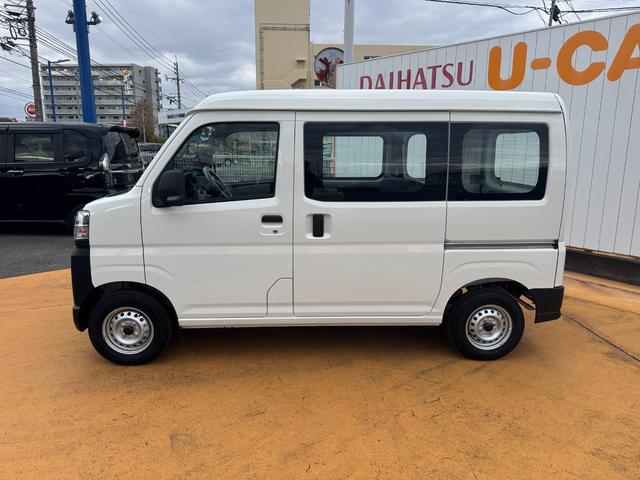 ハイゼットカーゴ スペシャル　弊社デモカーＵＰ車　衝突低減ブレーキ　オーディオレス（4枚目）