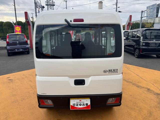ハイゼットカーゴ スペシャル　弊社デモカーＵＰ車　衝突低減ブレーキ　オーディオレス（6枚目）